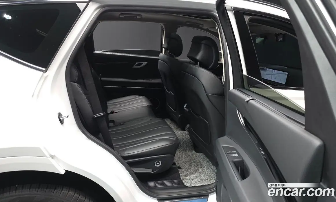 Genesis GV80 2025 2.5 автомат (гидро), фото 18 Genesis GV80 2025 2.5 автомат (гидро), фото 18