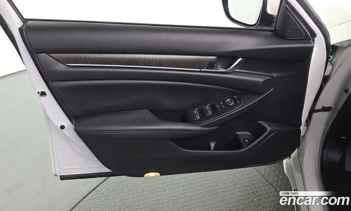 Honda Accord 2018 2.0 автомат (гидро), фото 14 Honda Accord 2018 2.0 автомат (гидро), фото 14