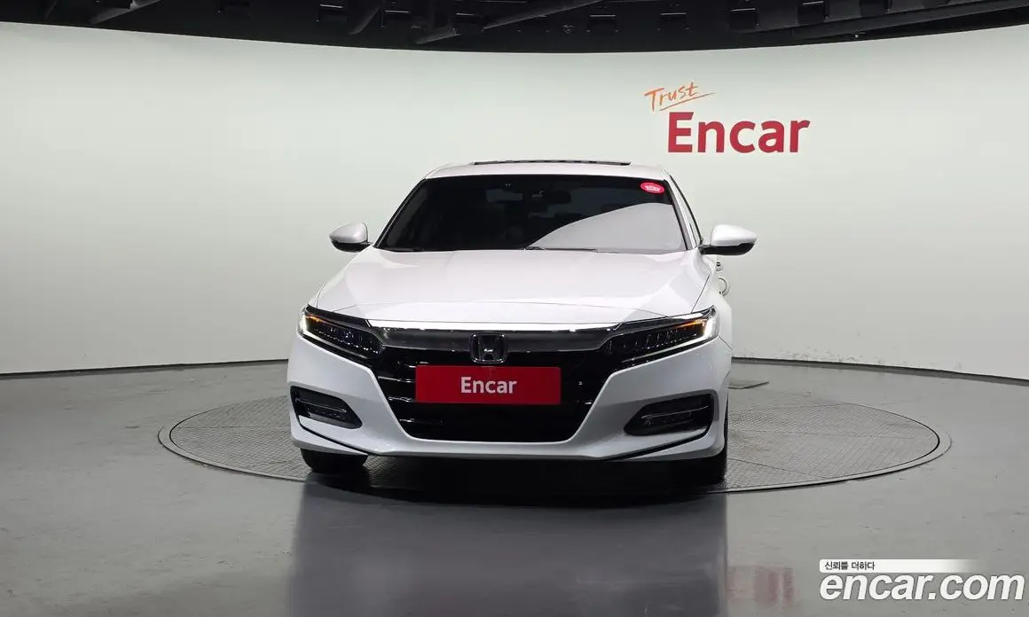 Honda Accord 2018 2.0 автомат (гидро), фото 3 Honda Accord 2018 2.0 автомат (гидро), фото 3
