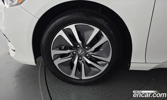 Honda Accord 2018 2.0 автомат (гидро), миниатюра 5 Honda Accord 2018 2.0 автомат (гидро), миниатюра 5