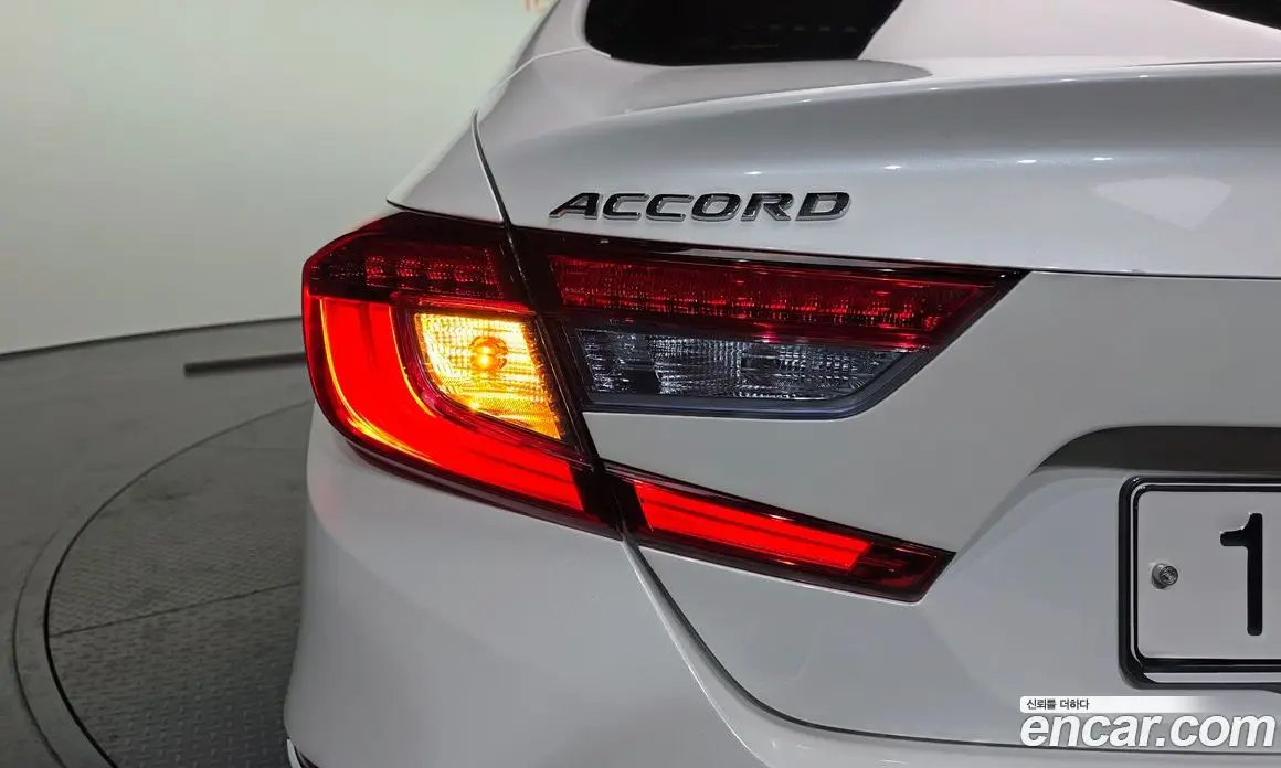 Honda Accord 2018 2.0 автомат (гидро), фото 9 Honda Accord 2018 2.0 автомат (гидро), фото 9
