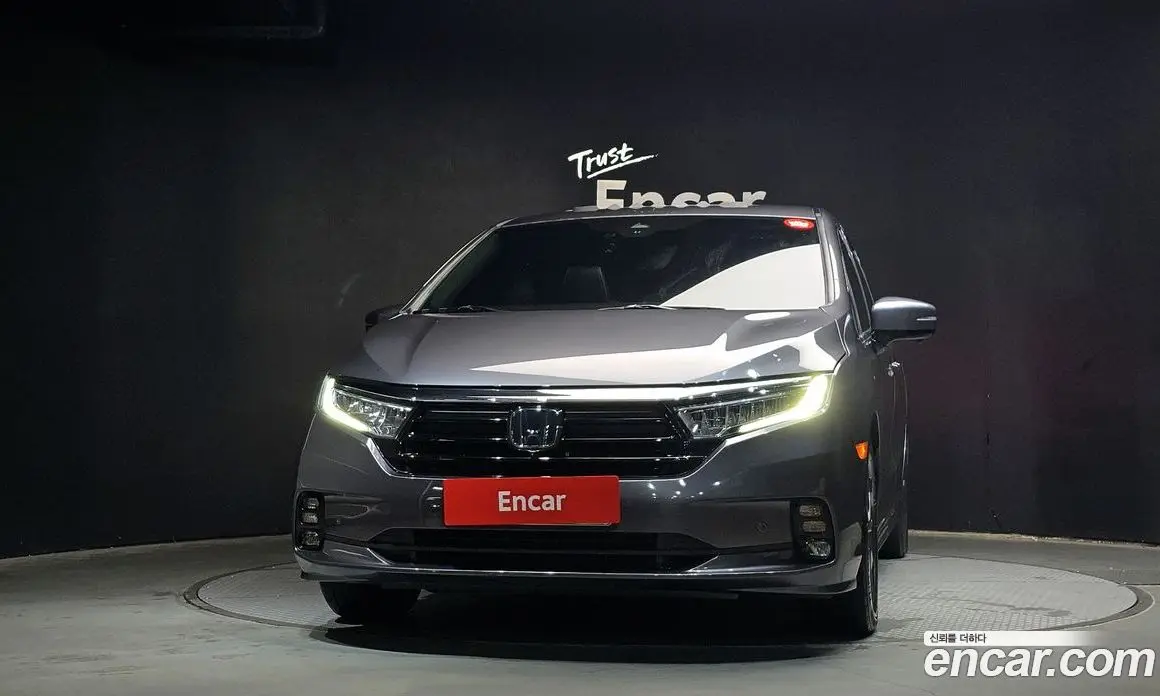 Honda Odyssey 2021 3.5 автомат (гидро), фото 3 Honda Odyssey 2021 3.5 автомат (гидро), фото 3