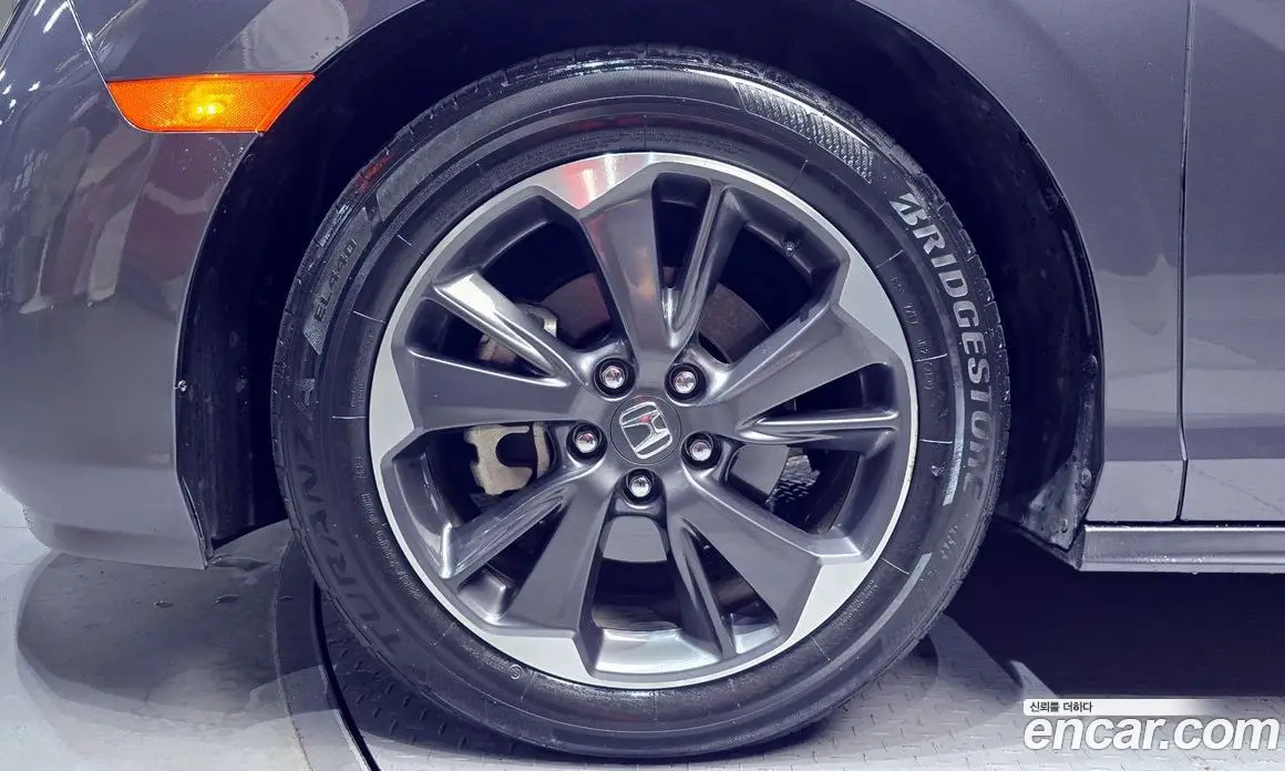 Honda Odyssey 2021 3.5 автомат (гидро), фото 5 Honda Odyssey 2021 3.5 автомат (гидро), фото 5