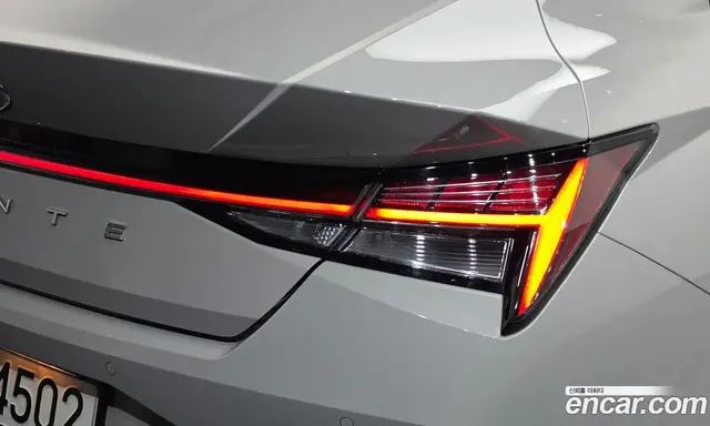 Hyundai Avante 2022 1.6 автомат (гидро), миниатюра 9