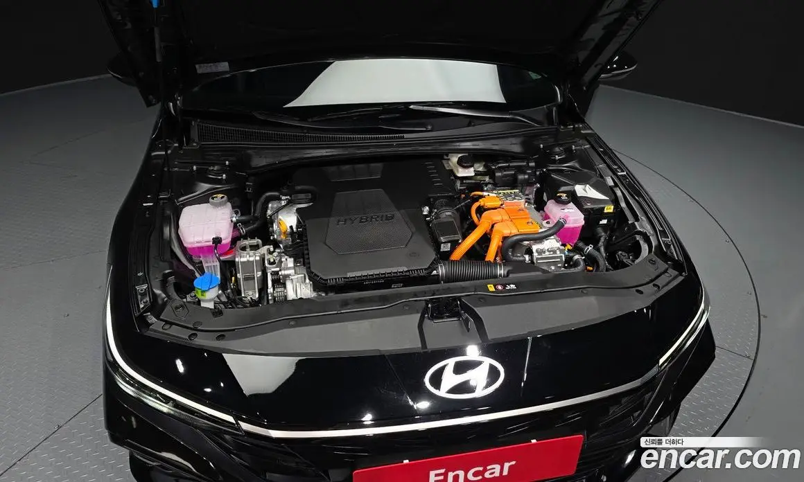 Hyundai Avante 2025 1.6 автомат (гидро), фото 6