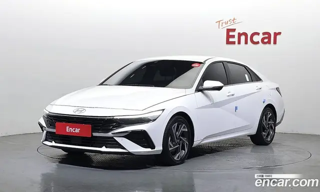 Hyundai Avante, 2025, 14 843 км