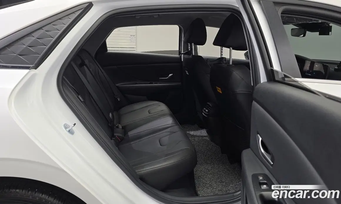 Hyundai Avante 2025 1.6 автомат (гидро), фото 17 Hyundai Avante 2025 1.6 автомат (гидро), фото 17