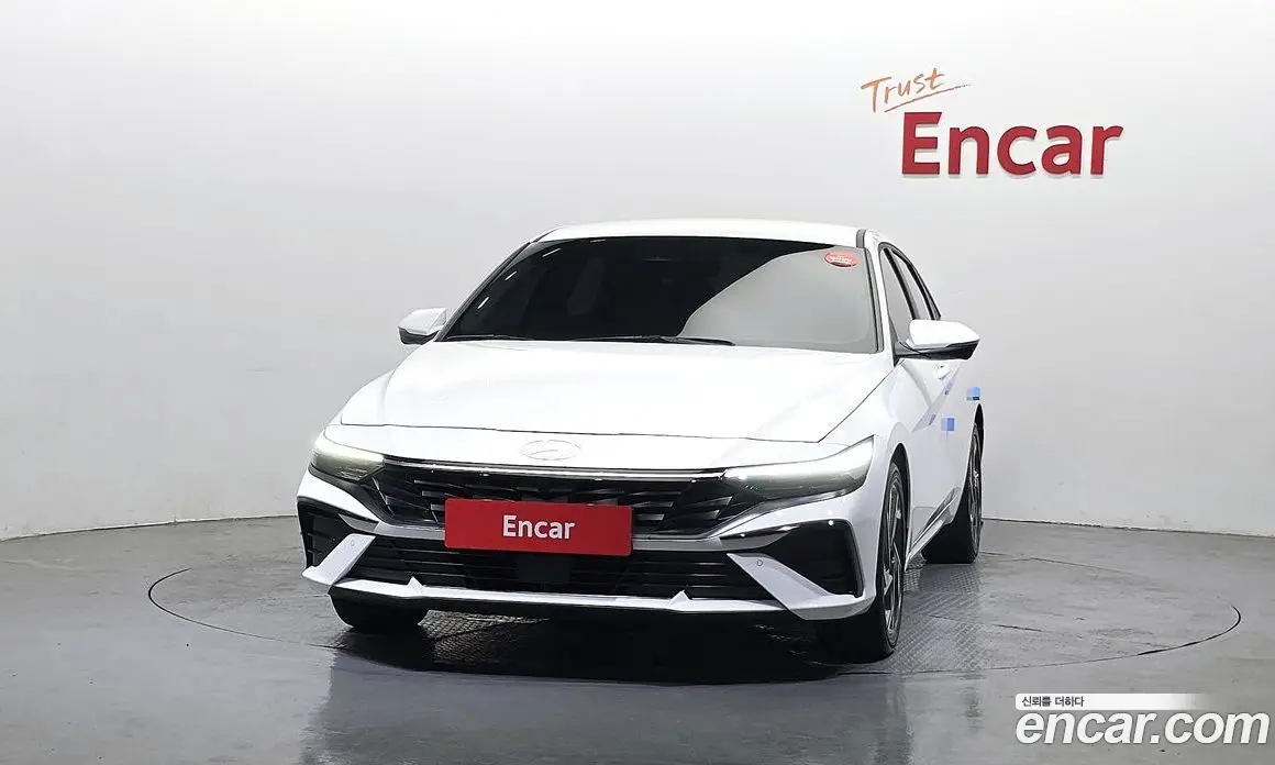 Hyundai Avante 2025 1.6 автомат (гидро), фото 3 Hyundai Avante 2025 1.6 автомат (гидро), фото 3