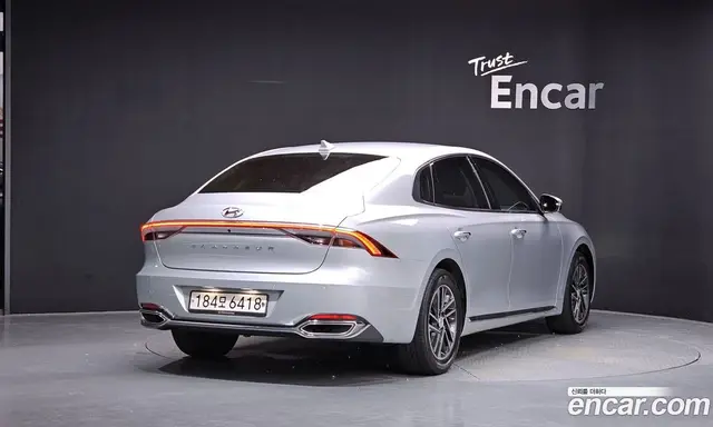 Hyundai Grandeur 2020 3.0 автомат (гидро), миниатюра 2