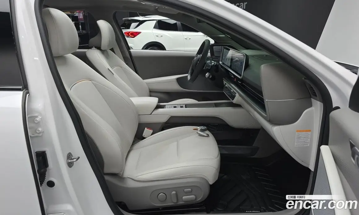 Hyundai Ioniq 6 2022 0.1 автомат (гидро), фото 16 Hyundai Ioniq 6 2022 0.1 автомат (гидро), фото 16