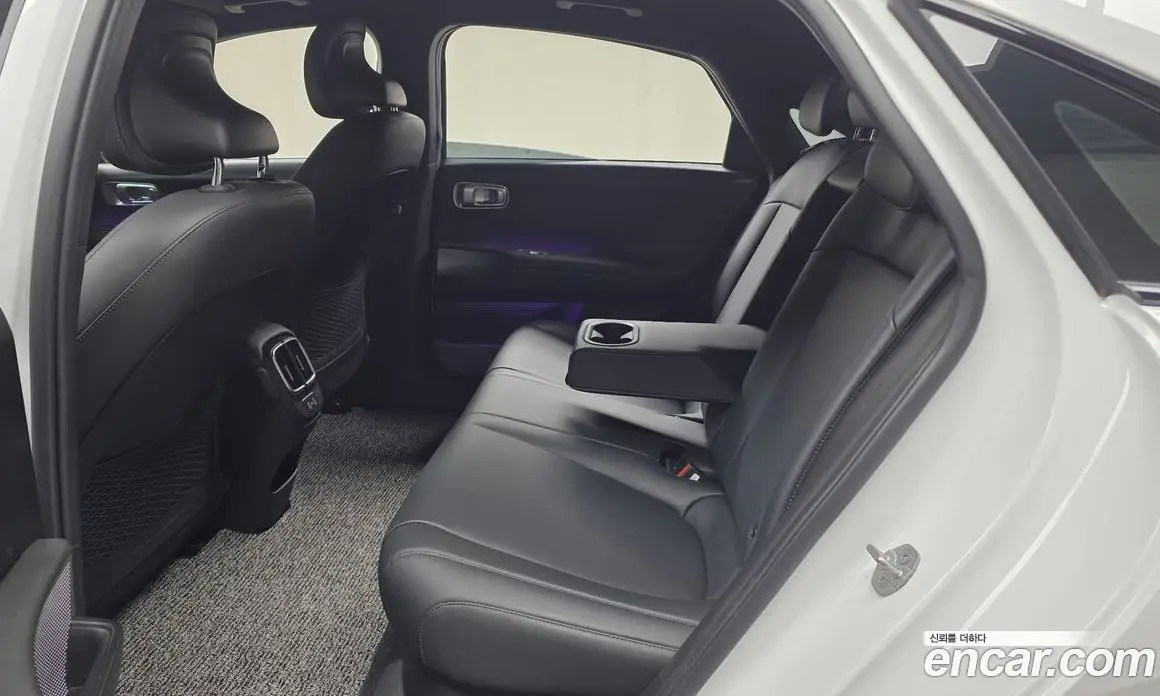 Hyundai Ioniq 6 2023 0.1 автомат (гидро), фото 17