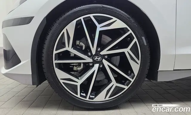 Hyundai Ioniq 6 2023 0.1 автомат (гидро), миниатюра 4