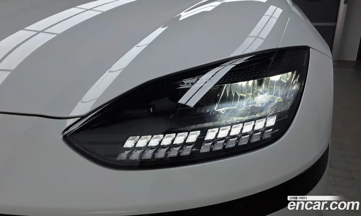 Hyundai Ioniq 6 2023 0.1 автомат (гидро), фото 7