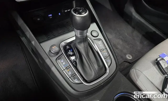Hyundai Kona 2022 1.6 автомат (гидро), миниатюра 11