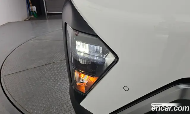 Hyundai Kona 2025 1.6 автомат (гидро), миниатюра 8