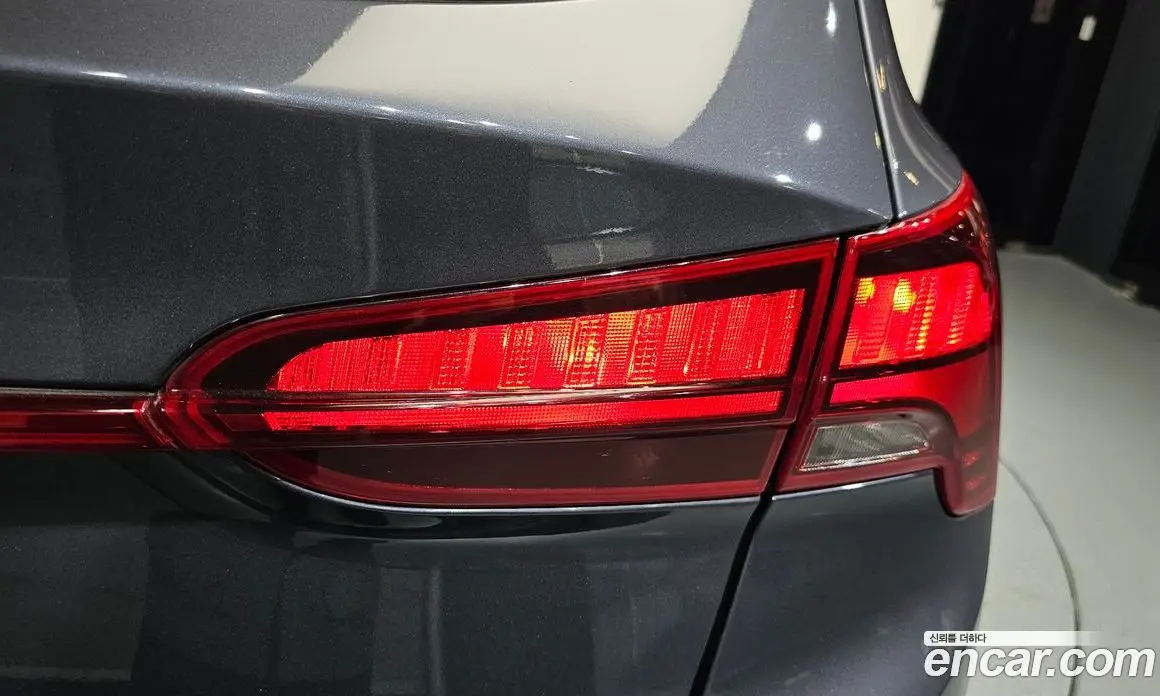 Hyundai Santa Fe 2021 2.5 автомат (гидро), фото 9
