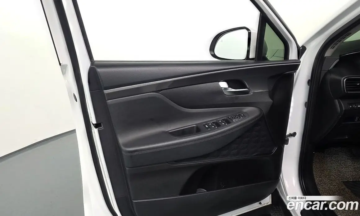 Hyundai Santa Fe 2022 1.6 автомат (гидро), фото 14 Hyundai Santa Fe 2022 1.6 автомат (гидро), фото 14