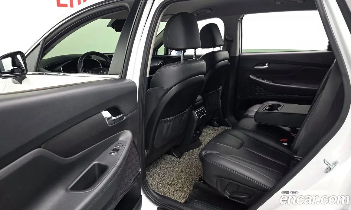 Hyundai Santa Fe 2022 1.6 автомат (гидро), фото 18 Hyundai Santa Fe 2022 1.6 автомат (гидро), фото 18