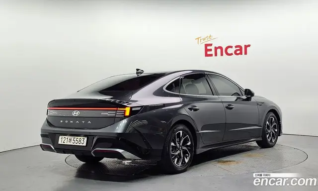 Hyundai Sonata 2024 2.0 автомат (гидро), миниатюра 2