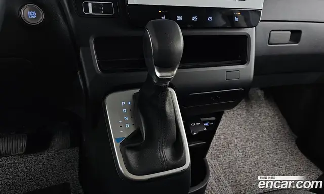 Hyundai Staria 2023 2.2 автомат (гидро), миниатюра 12