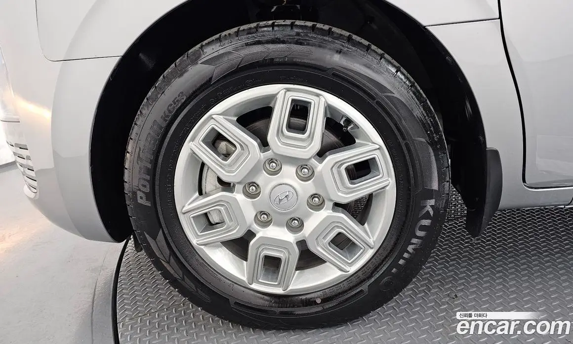 Hyundai Staria 2023 2.2 автомат (гидро), фото 5 Hyundai Staria 2023 2.2 автомат (гидро), фото 5