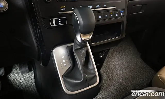 Hyundai Staria 2026 1.6 автомат (гидро), миниатюра 12