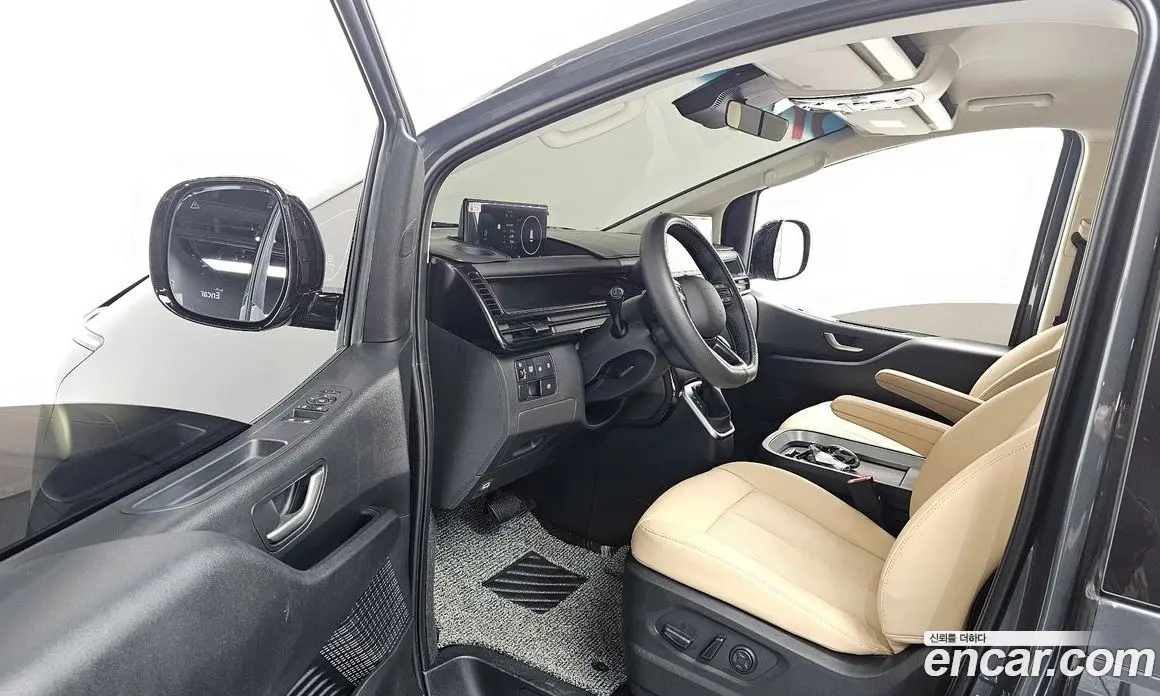 Hyundai Staria 2026 1.6 автомат (гидро), фото 13