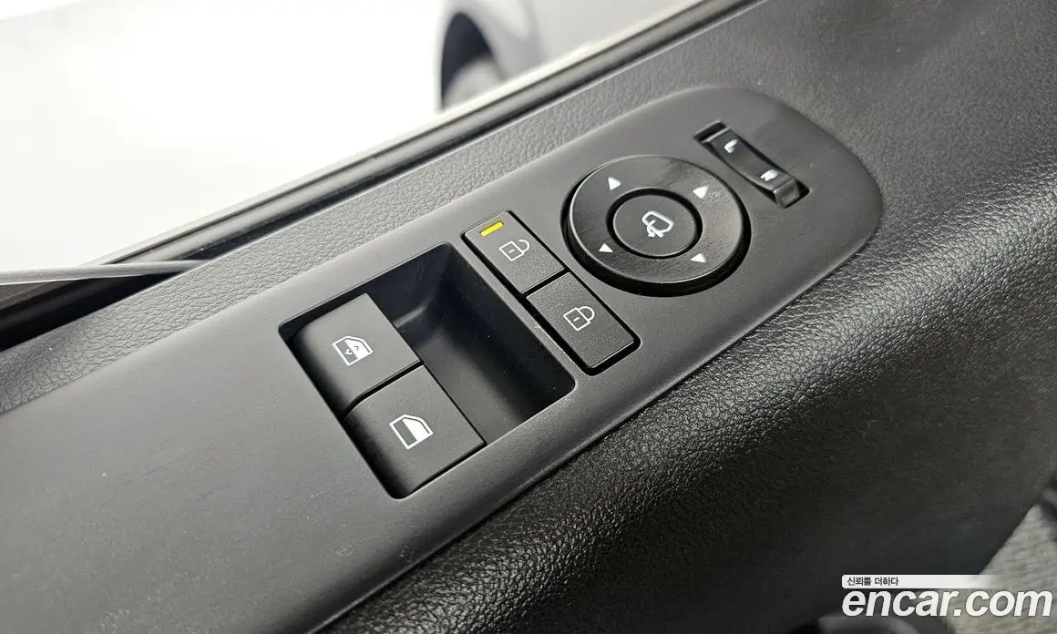 Hyundai Staria 2026 1.6 автомат (гидро), фото 20