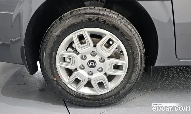 Hyundai Staria 2026 1.6 автомат (гидро), миниатюра 5