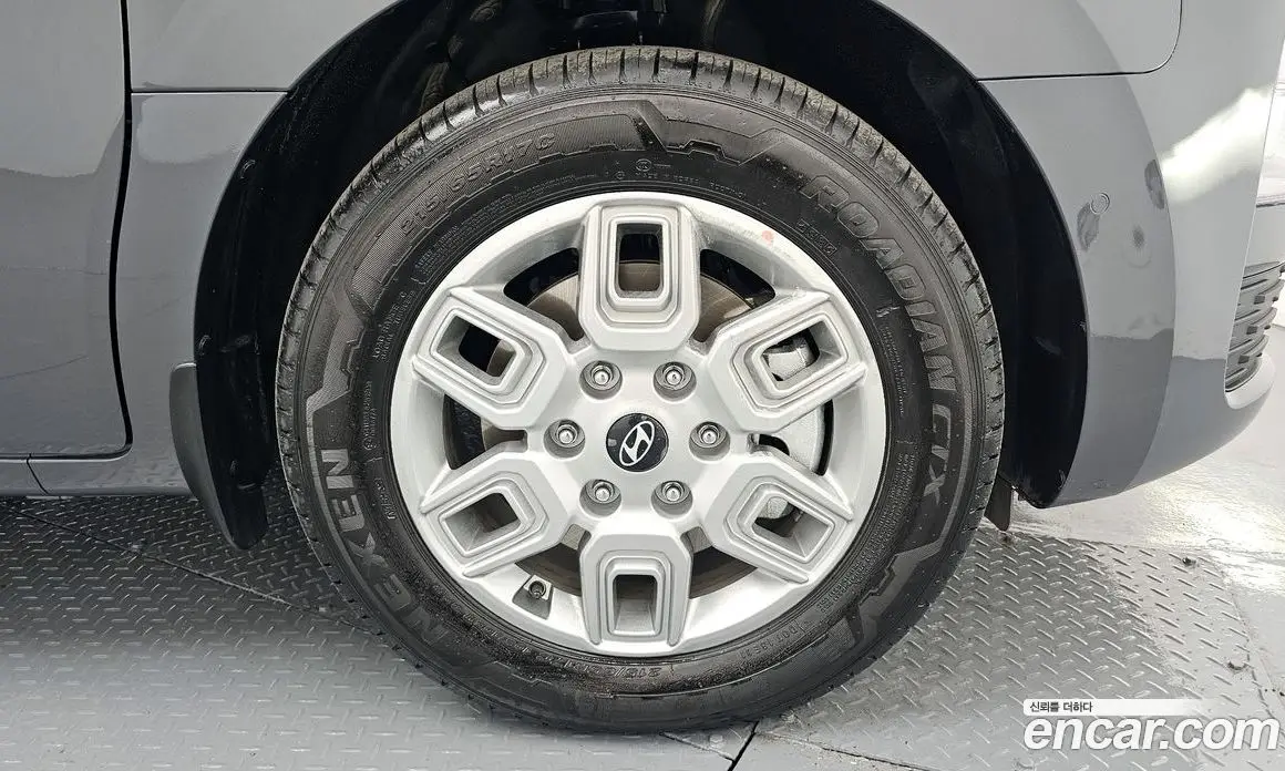 Hyundai Staria 2026 1.6 автомат (гидро), фото 7