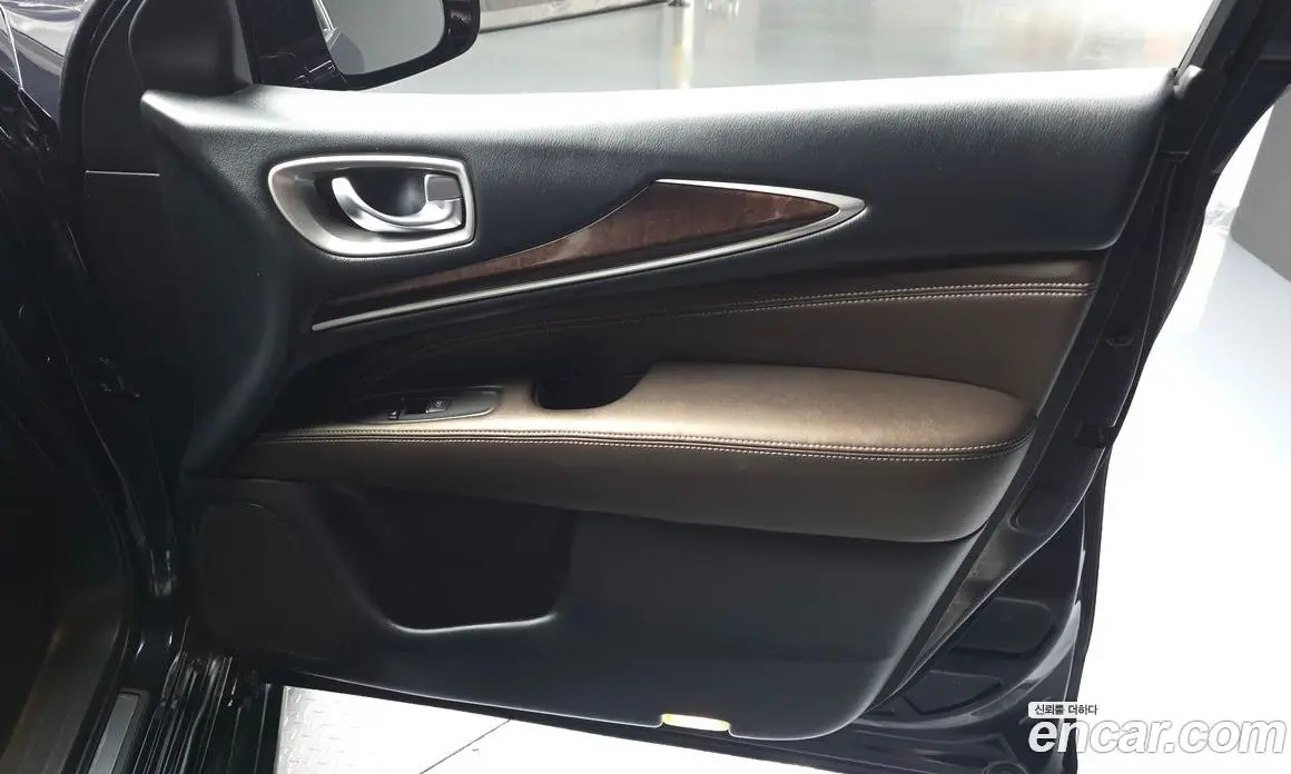 Infiniti QX60 2018 3.5 автомат (гидро), фото 14 Infiniti QX60 2018 3.5 автомат (гидро), фото 14