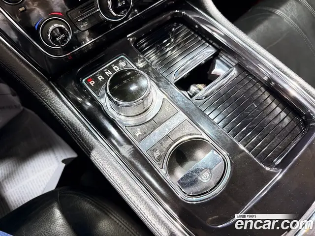 Jaguar XJ 2013 2.0 автомат (гидро), миниатюра 7