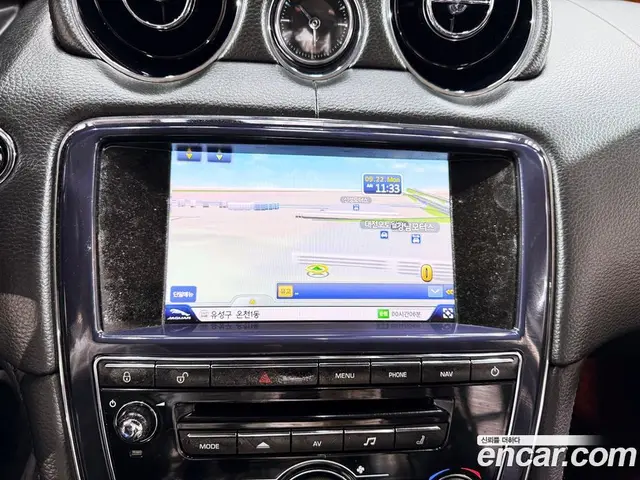 Jaguar XJ 2013 2.0 автомат (гидро), миниатюра 9