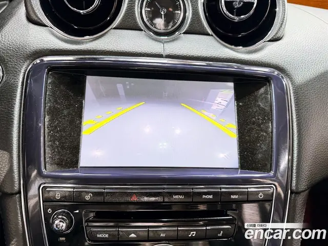Jaguar XJ 2013 2.0 автомат (гидро), миниатюра 10