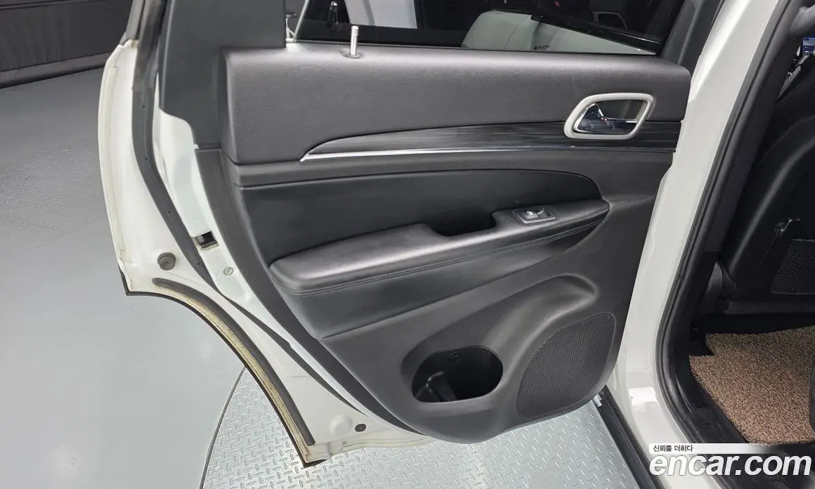 Jeep Cherokee 2019 3.6 автомат (гидро), фото 14 Jeep Cherokee 2019 3.6 автомат (гидро), фото 14