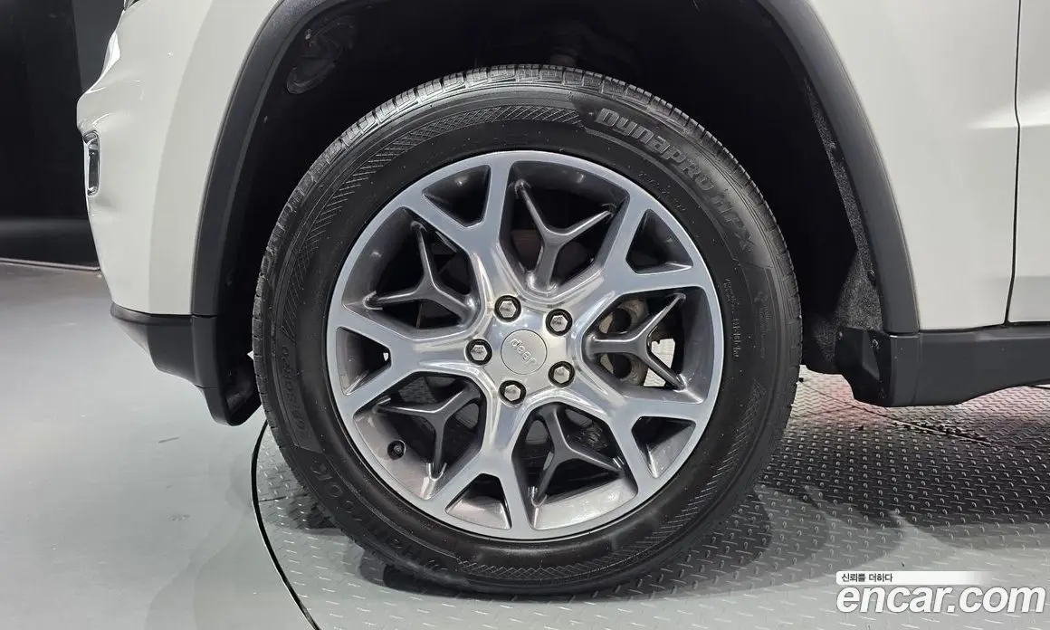 Jeep Cherokee 2019 3.6 автомат (гидро), фото 4 Jeep Cherokee 2019 3.6 автомат (гидро), фото 4
