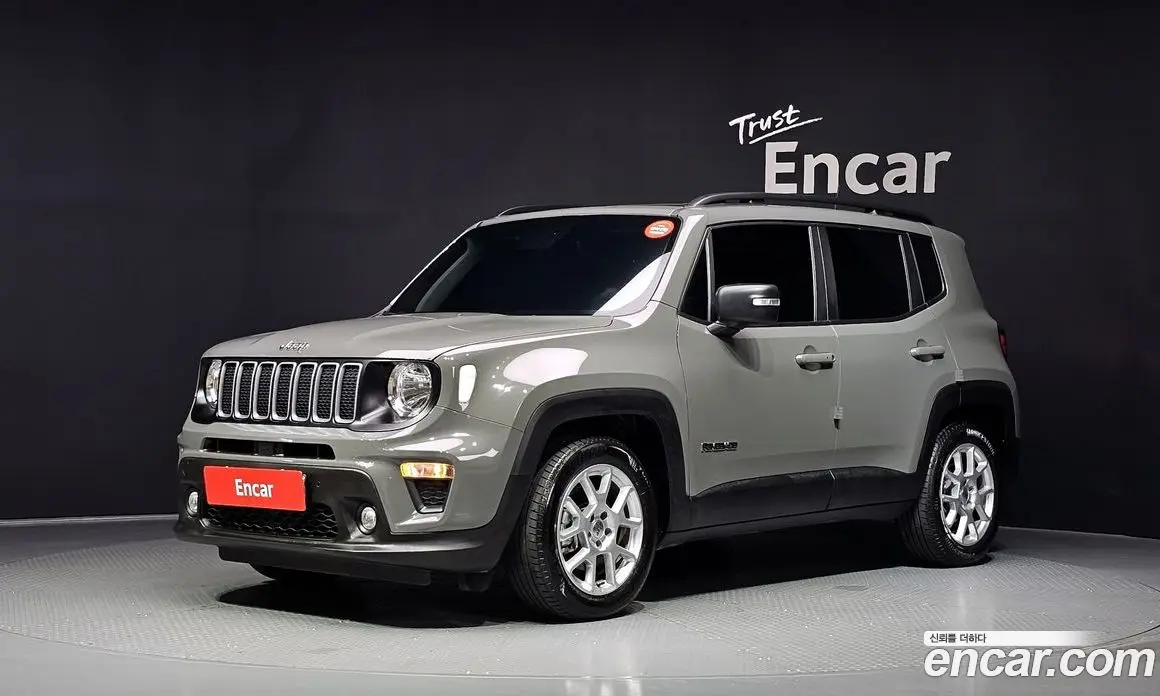 Jeep Renegade 2022 1.3 автомат (гидро), фото 1 Jeep Renegade 2022 1.3 автомат (гидро), фото 1