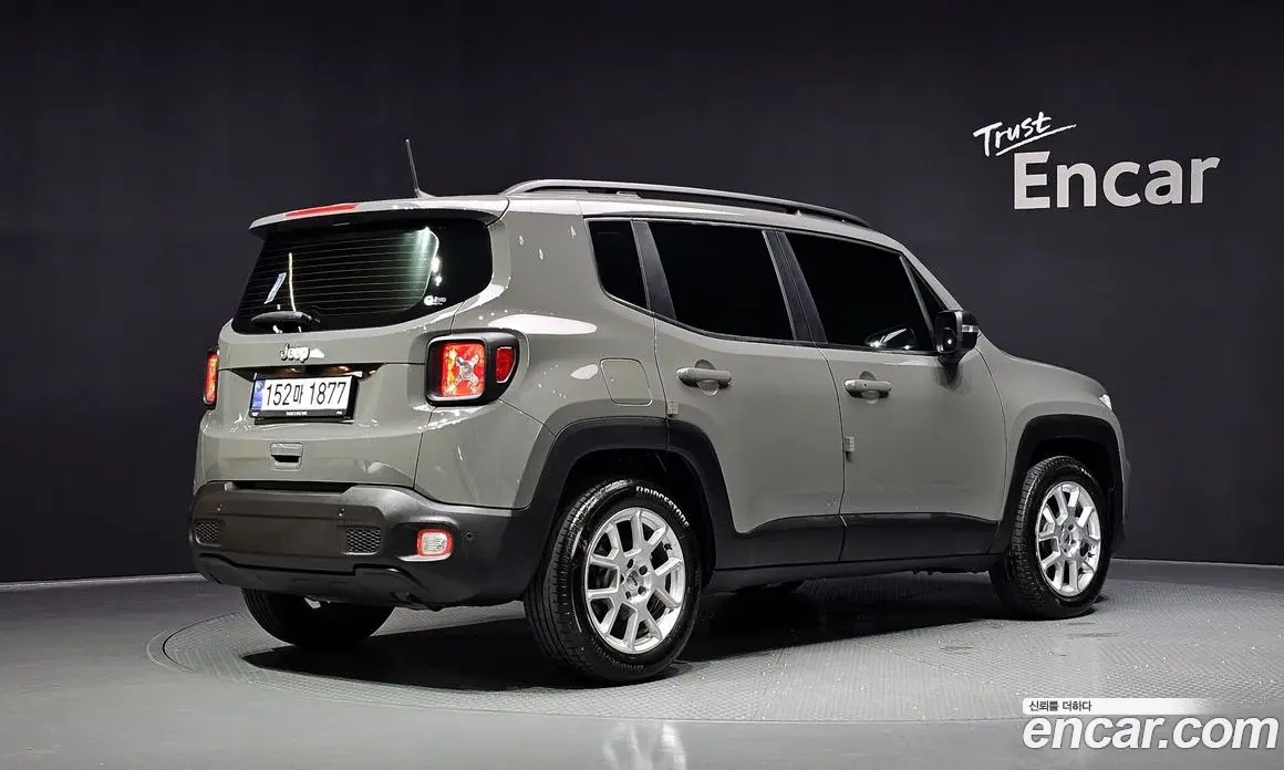 Jeep Renegade 2022 1.3 автомат (гидро), фото 2 Jeep Renegade 2022 1.3 автомат (гидро), фото 2