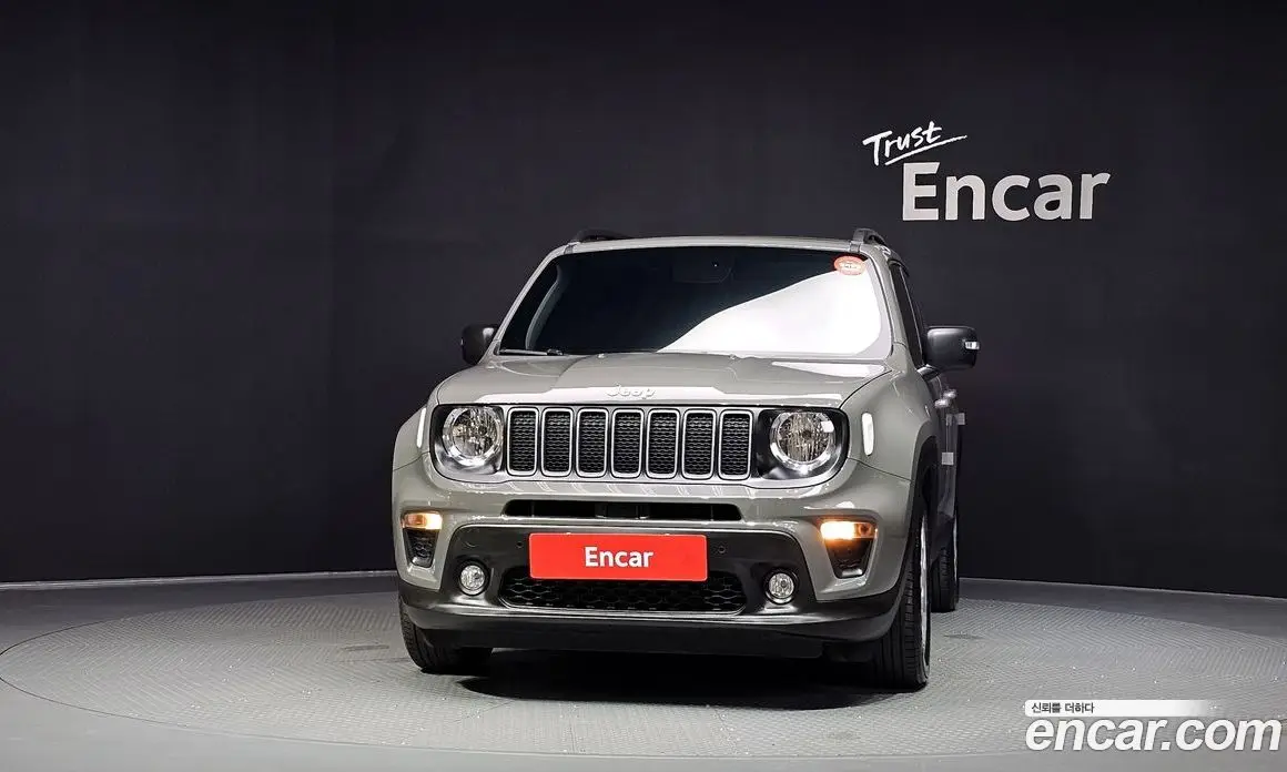Jeep Renegade 2022 1.3 автомат (гидро), фото 3 Jeep Renegade 2022 1.3 автомат (гидро), фото 3