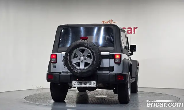 Jeep Wrangler 2011 2.8 автомат (гидро), миниатюра 3 Jeep Wrangler 2011 2.8 автомат (гидро), миниатюра 3