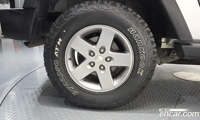 Jeep Wrangler 2011 2.8 автомат (гидро), миниатюра 4 Jeep Wrangler 2011 2.8 автомат (гидро), миниатюра 4