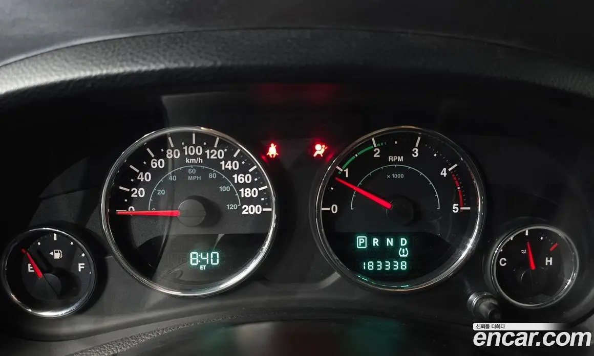 Jeep Wrangler 2011 2.8 автомат (гидро), фото 10 Jeep Wrangler 2011 2.8 автомат (гидро), фото 10