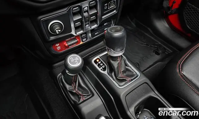 Jeep Wrangler 2021 2.0 автомат (гидро), миниатюра 12