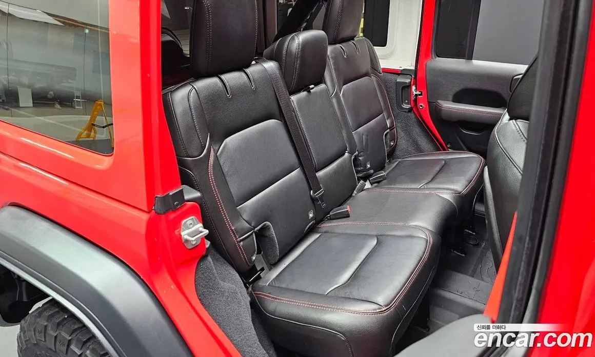 Jeep Wrangler 2021 2.0 автомат (гидро), фото 16