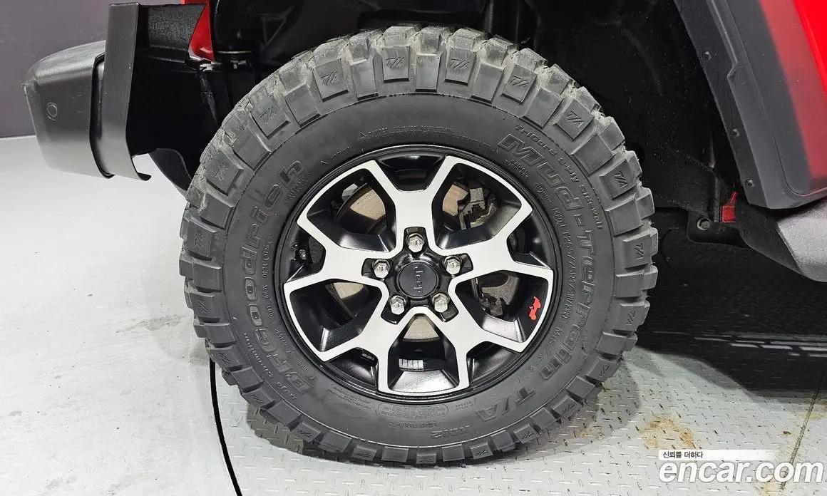 Jeep Wrangler 2021 2.0 автомат (гидро), фото 5