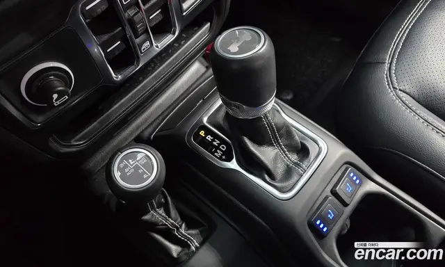 Jeep Wrangler 2022 2.0 автомат (гидро), миниатюра 12