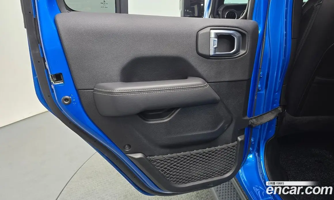 Jeep Wrangler 2022 2.0 автомат (гидро), фото 15