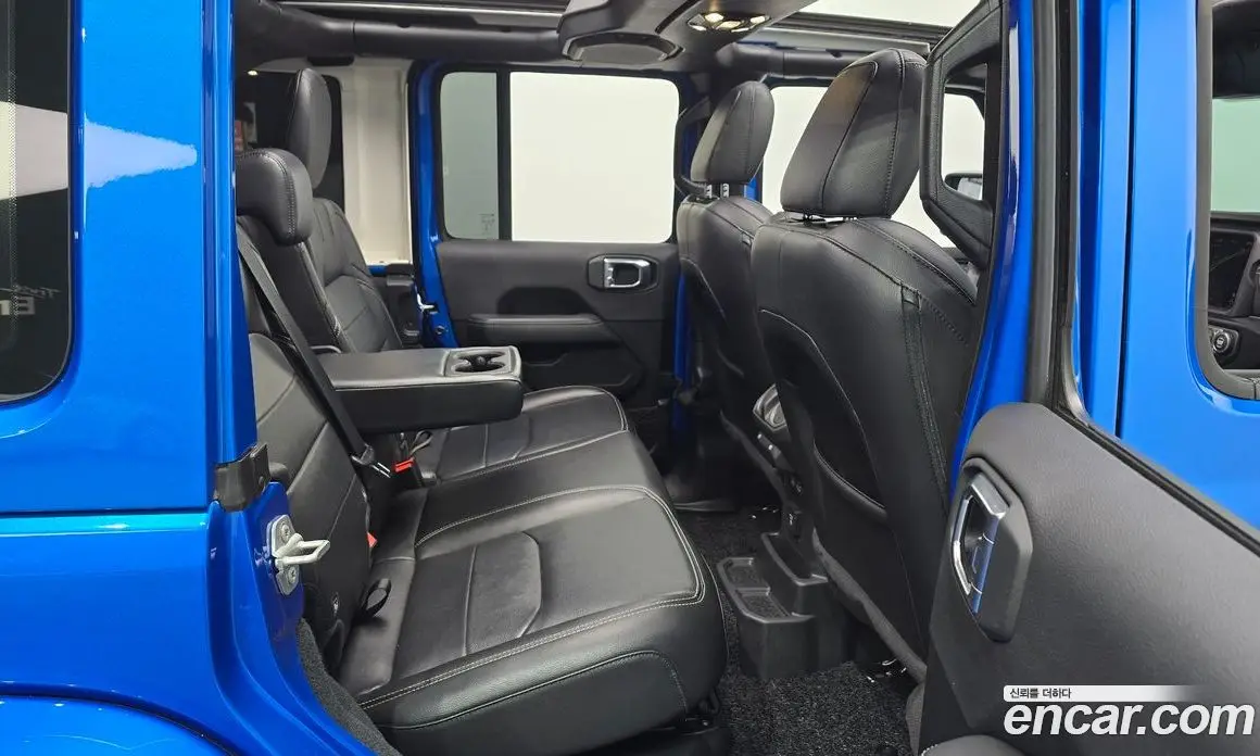 Jeep Wrangler 2022 2.0 автомат (гидро), фото 17