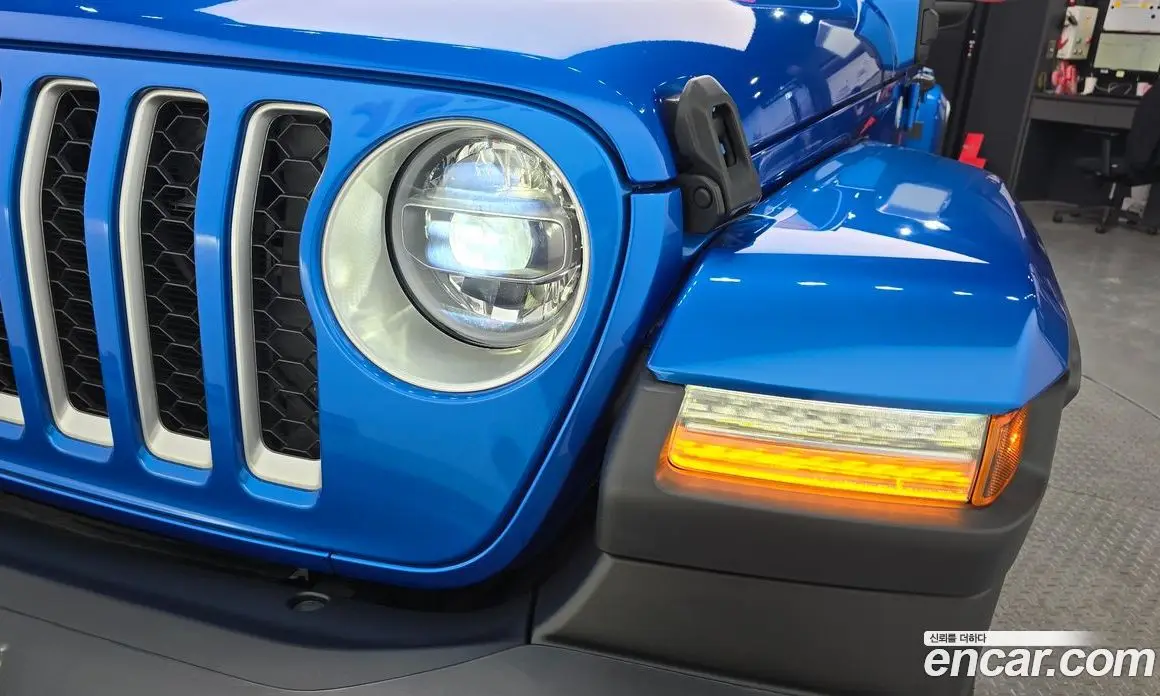 Jeep Wrangler 2022 2.0 автомат (гидро), фото 8