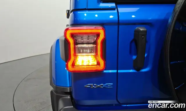 Jeep Wrangler 2022 2.0 автомат (гидро), миниатюра 9